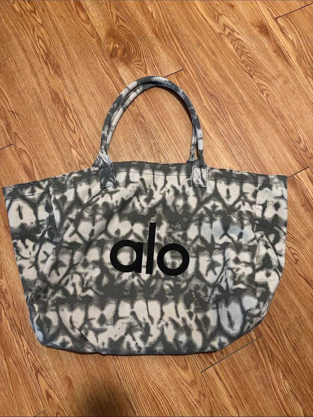 Alo Tote Bag